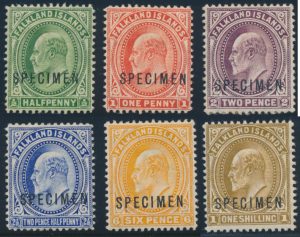 Low values of Lot 884, Falkland Islands 1904-07 half pence to five shilling King Edward VII set with SPECIMEN overprint, F-VF hinged